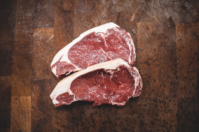 The Modern Day Debate: What's Better? Grass Fed Beef Or Grain Fed Beef? The Answer May Just Surprise You.